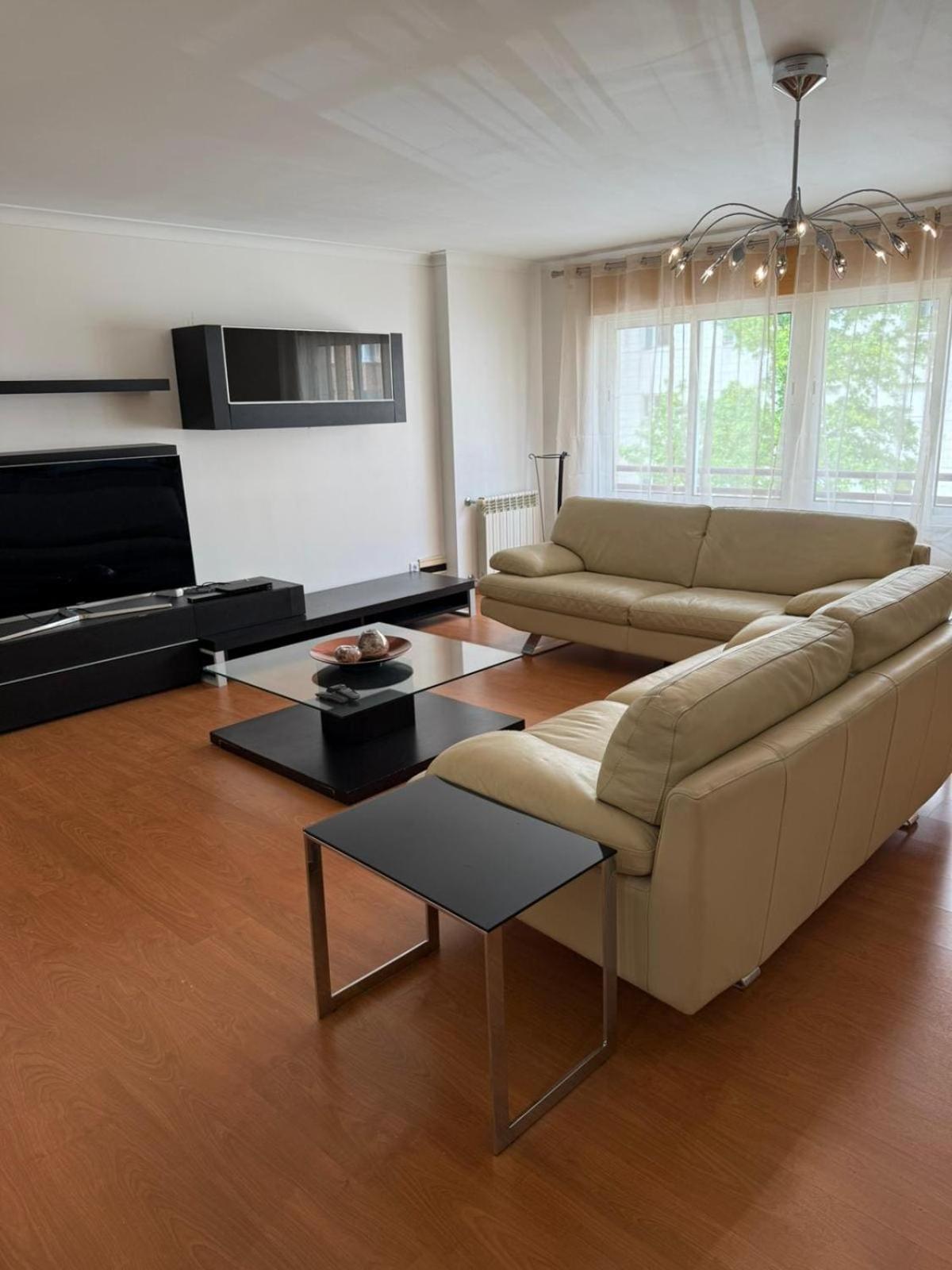 3br Family-sized Flat In Lumiar *