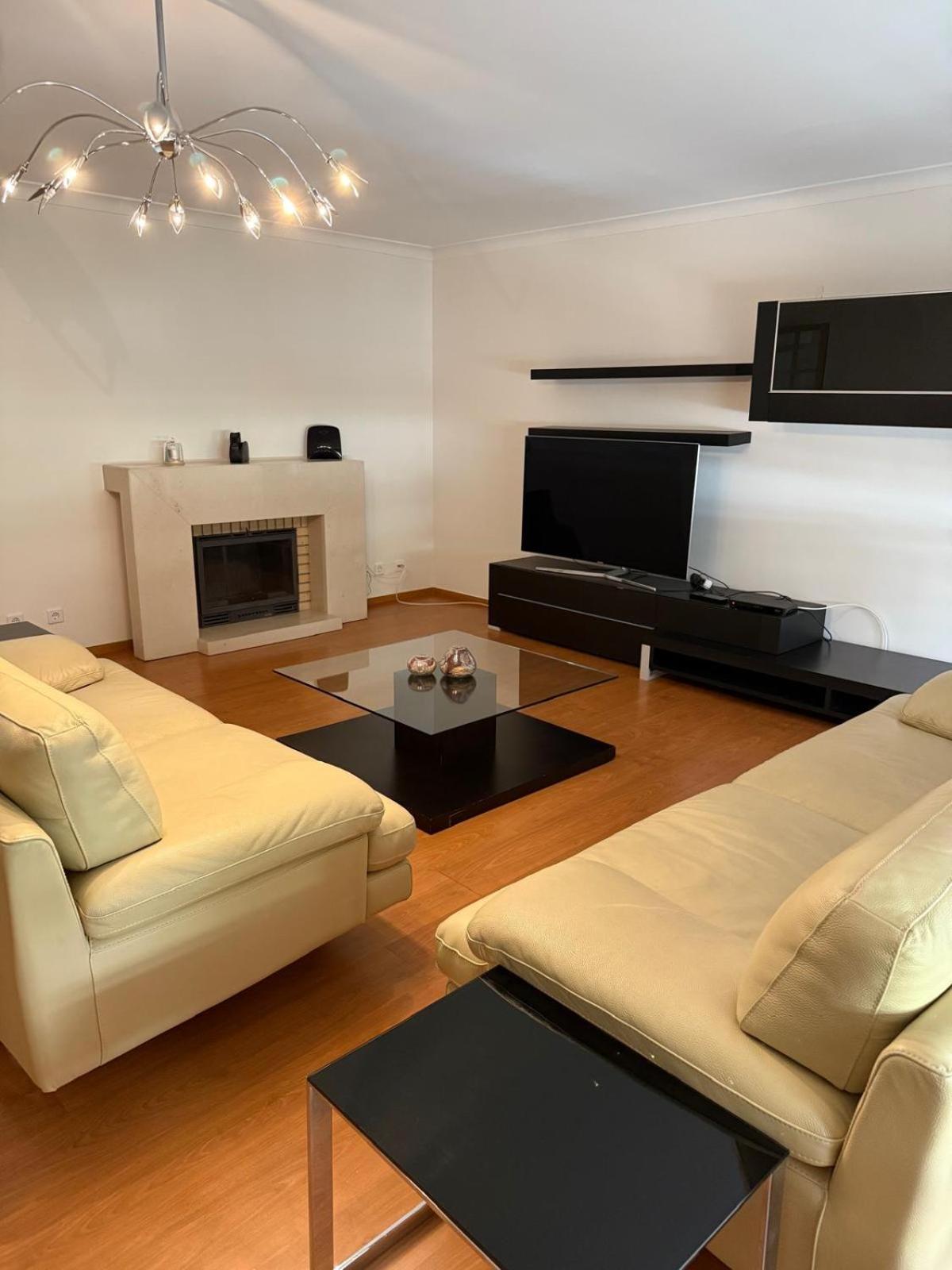 3br Family-sized Flat In Lumiar * Lisboa