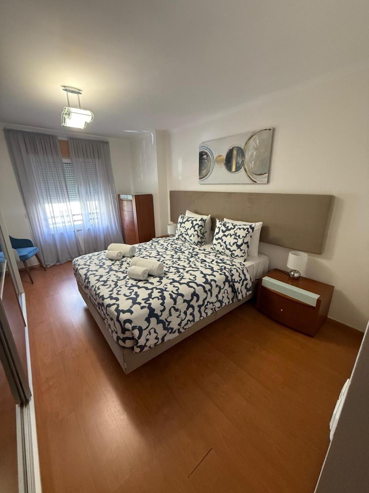 3br Family-sized Flat In Lumiar Apartamento Lisboa